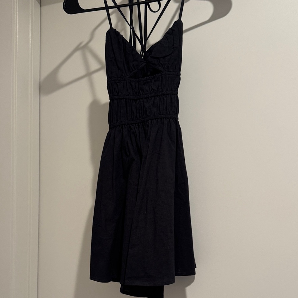 SNDYSXREVOLVE Tahlia dress